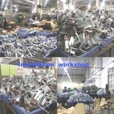 บานพับโซฟาเชื่อมต่อเฟอร์นิเจอร์ขายส่ง กลไกที่วางแขนปรับได้ เหล็กสีเงิน บานพับพนักพิงศีรษะโซฟา