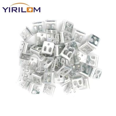 โซฟาผสมซิงก์ 4 หลุม คลิปสปริง ครึ่งพลาสติกครอบคลุมสําหรับการปู Zigzag Nozag Clip